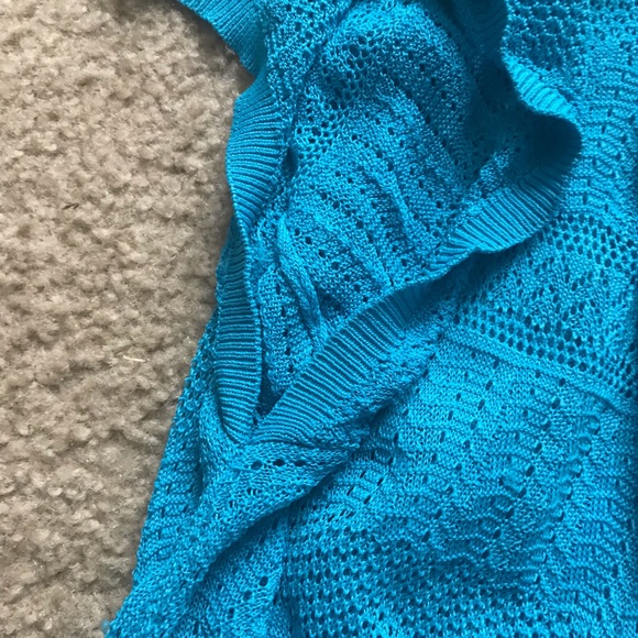 Turquoise Top - Picture 6 of 8